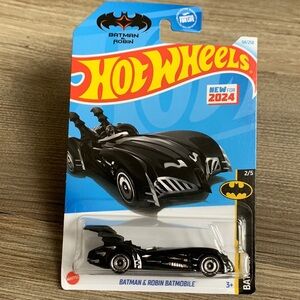 Hot Wheels Car Batman & Robin Batmobile Hotwheels Bat Man Mobile Car New 2024
